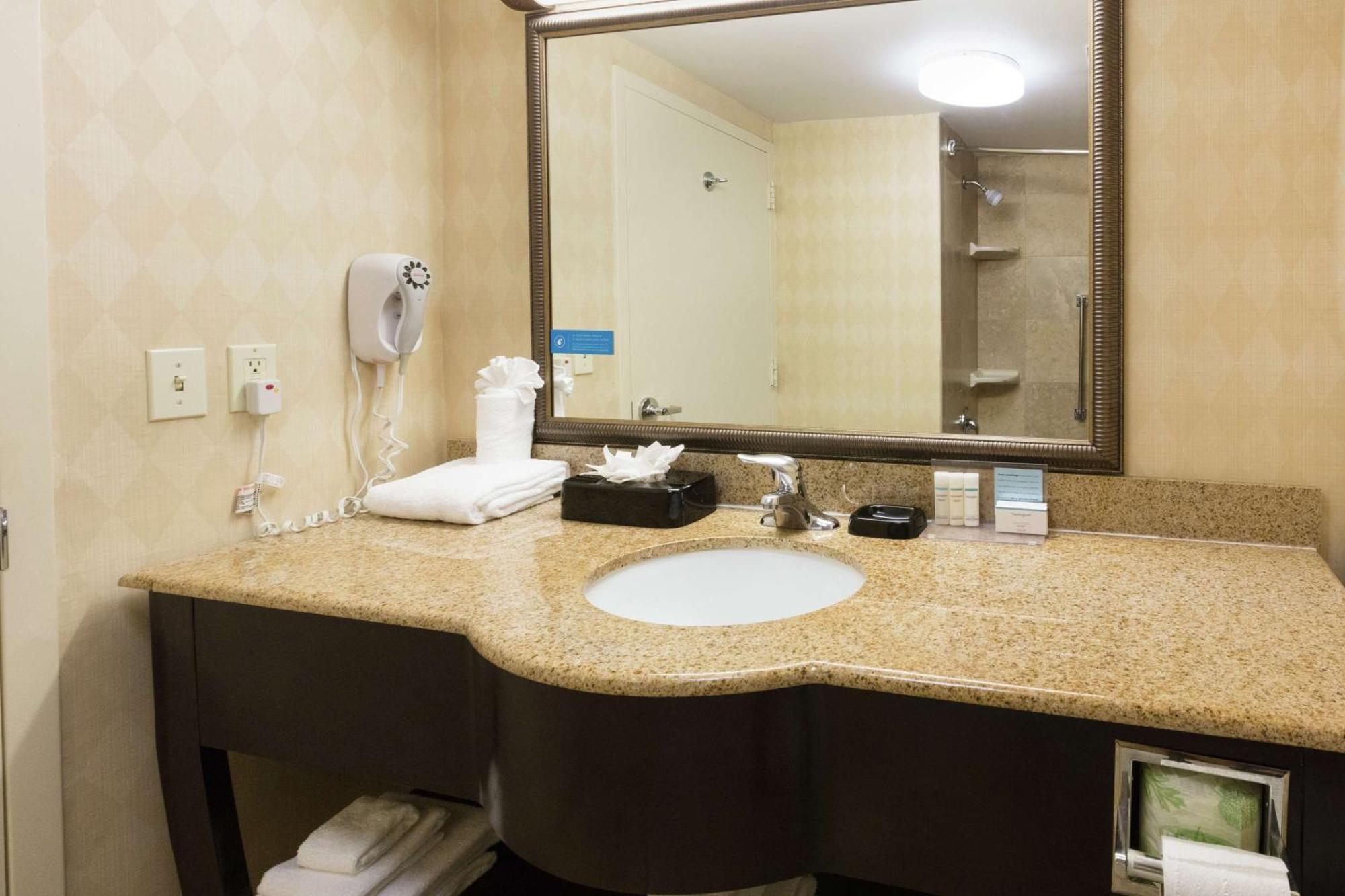 Hampton Inn & Suites Jacksonville-Airport Eksteriør bilde